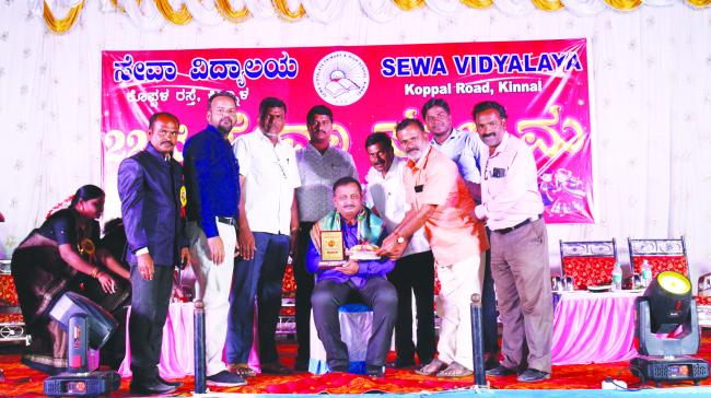 ಮಕ್ಕಳ ಜೊತೆಗೆ ಮಕ್ಕಳ ಭವಿಷ್ಯವನ್ನು ರೂಪಿಸಲು ಪೋಷಕರು ಶಿಕ್ಷಣ ಸಂಸ್ಥೆಗಳೊಂದಿಗೆ ಕೈಜೋಡಿಸಿ: ಉದ್ಧವ್ ಕುಲಕರ್ಣಿ