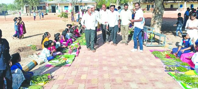 ಕರ್ನಾಟಕ  ರಾಜ್ಯ ಪ್ರಾಥಮಿಕ ಶಾಲಾ ಶಿಕ್ಷಕ ಸಂಘದ ನಿರ್ದೇಶಕರಾದ ವಿಠ್ಠಲ ಕನ್ನೂರ ಹೇಳೀದರೂ