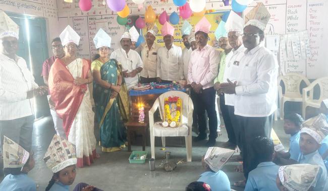 ಅರಳುವ ಪ್ರತಿಭೆಗಳನ್ನು ಗುರುತಿಸಿ: ಆನಂದ ಹುಣಸಗಿ