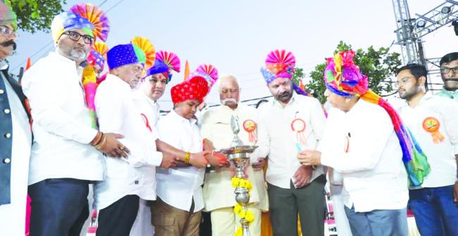 ಶಿವಾಜಿ ಮಹಾರಾಜರು ಮುಸ್ಲಿಂ ವಿರೋಧಿ ಅಲ್ಲ: ಸಚಿವ ಲಾಡ್