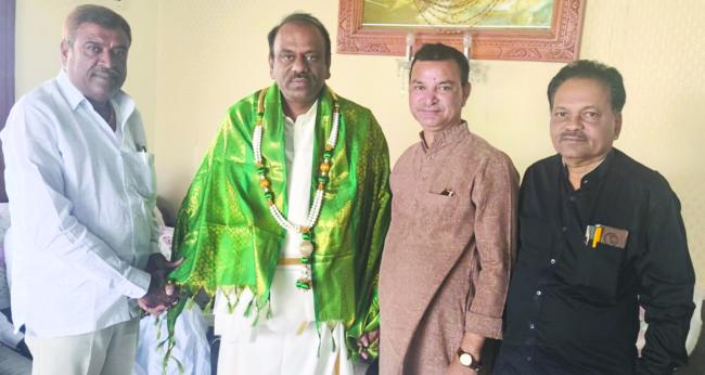 ವಾಣಿಜ್ಯೊಧ್ಯಮ ಮತ್ತು ಕೈಗಾರಿಕಾ ಸಂಸ್ಥೆಯಿಂದ ಕೊಪ್ಪಳ ಸಂಸದರಿಗೆ ಮನವಿ