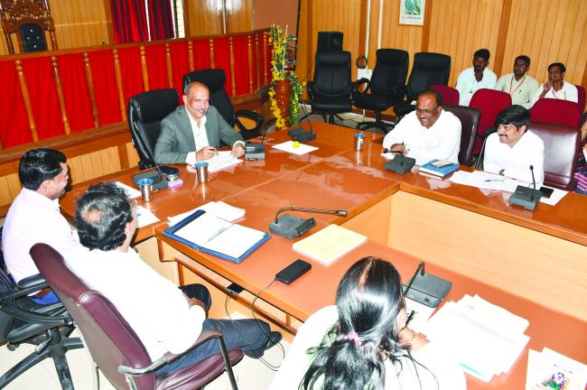   ಜಿಲ್ಲಾ ಮಟ್ಟದ ಉದ್ಯೋಗ ಮೇಳ-2025 ಉದ್ಯೋಗ ಮೇಳವನ್ನು  ವ್ಯವಸ್ಥಿತವಾಗಿ ಜರುಗಿಸಿ