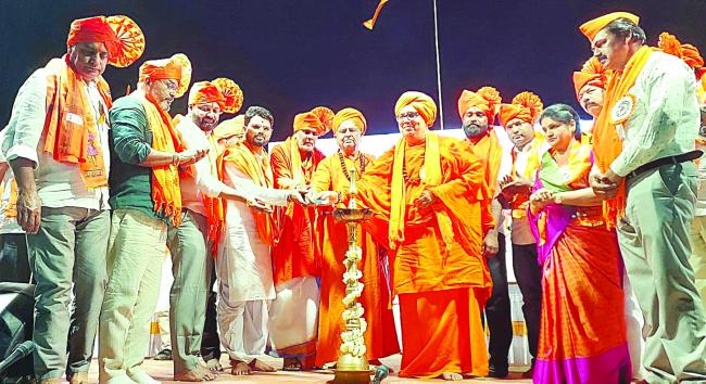 ನಮ್ಮ ದೇಶದ ಸಾಮ್ರಾಜ್ಯಗಳು ನಂಬಿದವರ ಮೋಸದಿಂದ ಹಾಳಾಗಿವೆ: ಸಂಸದ ಕತ್ತಿ 