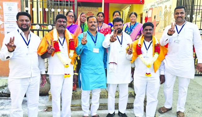 ಬಹುಮತವಿದ್ದರೂ ಬಿಜೆಪಿಗೆ ದಕ್ಕದ ಉಪಾಧ್ಯಕ್ಷ ಸ್ಥಾನ, ಕಾಂಗ್ರೆಸ್ ನ ಇಲಾಹಿ ನಧಾಪ ಆಯ್ಕೆ  