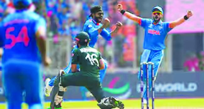  ಭಾರತದ ಗೆಲುವಿಗೆ 242 ರನ್‌ಗಳ ಗುರಿ