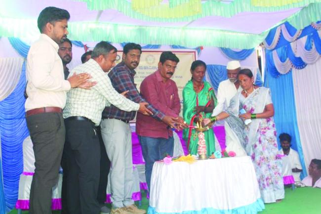 ವರದಿ - ರಾಸುಗಳ ಪ್ರದರ್ಶನ, ಉಚಿತ ಪಶು ಚಿಕಿತ್ಸಾ ಶಿಬಿರ ಮತ್ತು ಜಾಗೃತಿ ಅಭಿಯಾನ ಕಾರ್ಯಕ್ರಮ