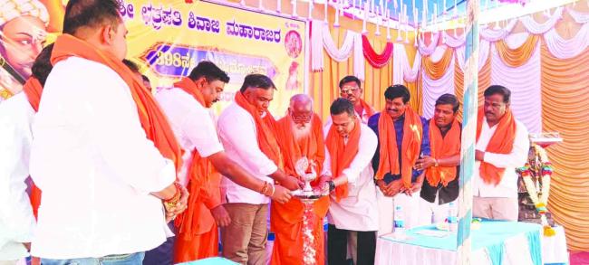 ಶಿವಾಜಿ ಮಹಾರಾಜರು ಅಪ್ಪಟ ದೇಶಾಭಿಮಾನಿಯಾಗಿದ್ದರು : ಯಾಸಿರಖಾನ್ ಪಠಾಣ 