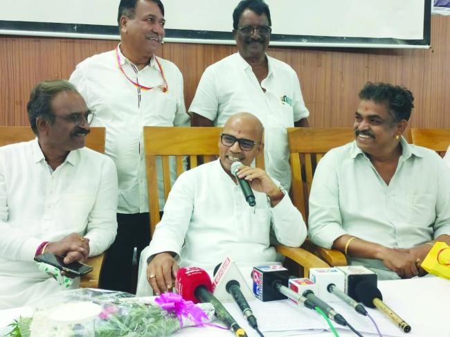 ಬಡವರಿಗಾಗಿ ಆಸ್ಪತ್ರೆಗಳ ಸ್ಥಾಪನೆ : ಕಾಂಗ್ರೆಸ್ ಸರಕಾರಶಿಕ್ಷಣ ಮತ್ತು ಆರೋಗ್ಯ ಕ್ಷೇತ್ರಕ್ಕೆ ಹೆಚ್ಚು ಒತ್ತು: ಸಚಿವ ಶರಣ ಪ್ರಕಾಶ್ ಪಾಟೀಲ್‌