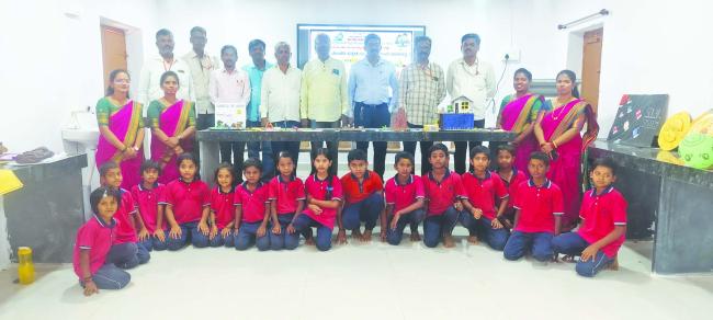 ಸ್ಥಳೀಯ ಸರ್ಕಾರಿ ಹಿರಿಯ ಪ್ರಾಥಮಿಕ ಶಾಲೆಯಲ್ಲಿ ಫೆ.28ರಂದು 'ರಾಷ್ಟ್ರೀಯ ವಿಜ್ಞಾನ ದಿನಾಚರಣೆ'ಯ ಅಂಗವಾಗಿ 'ವಿಜ್ಞಾನ ವಸ್ತು ಪ್ರದರ್ಶನ ಕಾರ್ಯಕ್ರಮ