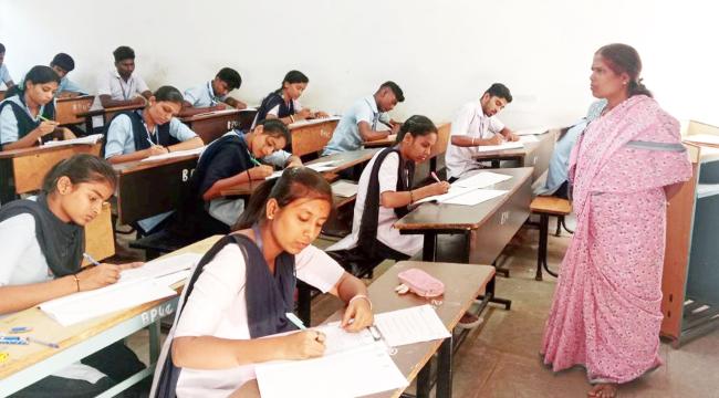  ದ್ವಿತೀಯ ಪಿಯುಸಿ ಪರೀಕ್ಷೆ : ಡಿಸಿ ಭೇಟಿ ಪರೀಶೀಲನೆ 