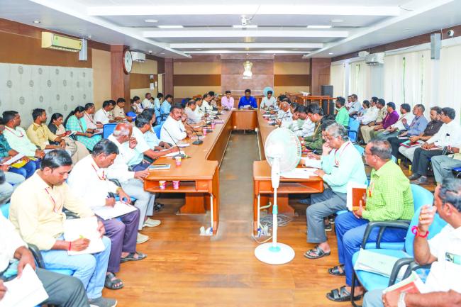 ಜಿಲ್ಲಾ ಉಸ್ತುವಾರಿ ಸಚಿವರ ಅಧ್ಯಕ್ಷತೆಯಲ್ಲಿ ಪೂರ್ವಭಾವಿ ಸಭೆ  