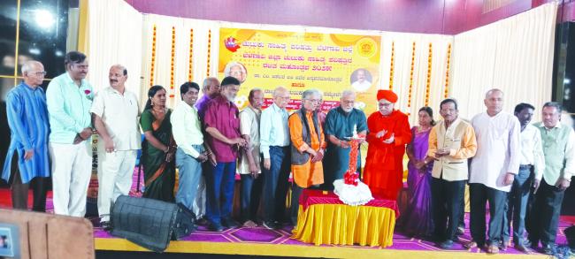 ನೊಂದ ಮನಸ್ಸಿಗೆ ಸಾಂತ್ವನ ನೀಡುವ ಸಾಹಿತ್ಯವೇ ಚುಟುಕು ಸಾಹಿತ್ಯ: ಡಾ .ಎಂ.ಜಿ.ಆರ್‌.ಅರಸ್ 