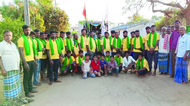 ಕುರವತ್ತಿ ರಥೋತ್ಸವಕ್ಕೆ 30 ವರ್ಷದಿಂದ ಪಾದಯಾತ್ರೆ 
