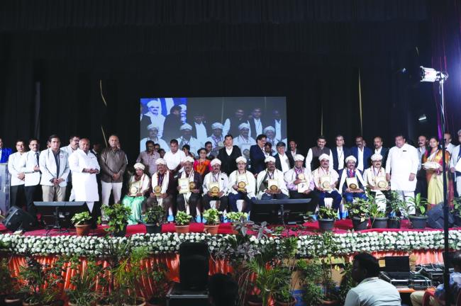 ವೈದ್ಯಾಧಿಕಾರಿ ಡಾ.ಅಬ್ದುಲ್ಲಾ ಅವರಿಗೆ ವೈದ್ಯ ಶ್ರೀ ಪ್ರಶಸ್ತಿ