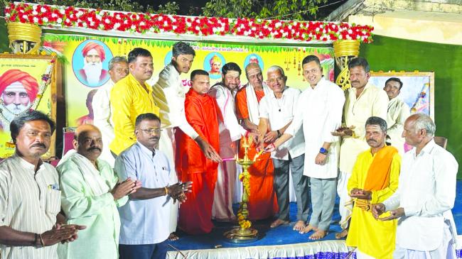 ಸಂಗನಬಸವ ಶ್ರೀಗಳ ಸಾಮಾಜಿಕ ಕಳಕಳಿ ಮಹತ್ವದಾಗಿದೆ : ಅಜ್ಜಂಪೀರ ಖಾದ್ರಿ