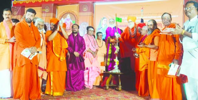 ಧರ್ಮವೇ ಬದುಕಿನ ಆಶಾಕಿರಣ: ರಂಭಾಪುರಿಶ್ರೀ