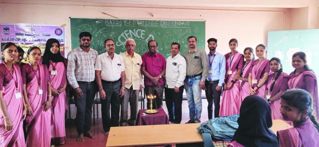 ಯುವ ಸಮುದಾಯ ವಿಜ್ಞಾನ ವೈಚಾರಿಕತೆ ಅಳವಡಿಸಿಕೊಳ್ಳಬೇಕು- ನಾಡಗೇರ