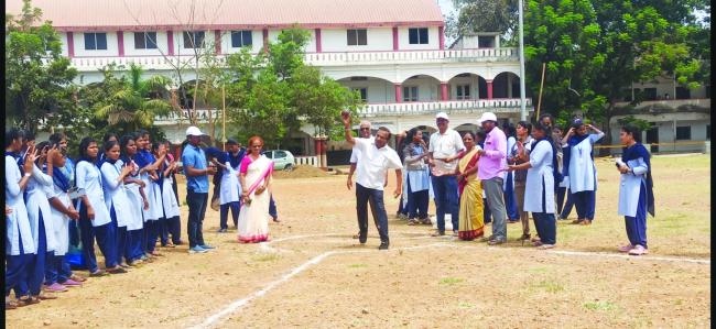 ಯುವ ಕೇಂದ್ರ ಹಾವೇರಿ ಹಾಗೂ ಮಹಾವಿದ್ಯಾಲಯದ ಸಹಭಾಗಿತ್ವದಲ್ಲಿ ಮಹಾವಿದ್ಯಾಲಯ ಮಟ್ಟದ ಕ್ರೀಡಾಕೂಟ
