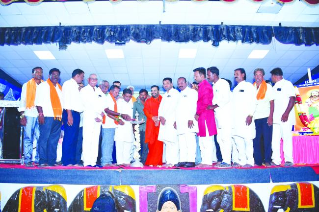 ಮಡಿವಾಳ ಮಾಚಿದೇವರ ತತ್ವ ಸಂದೇಶಗಳನ್ನ ಜೀವನದಲ್ಲಿ ಅಳವಡಿಸಿಕೋಳ್ಳಿ: ಅಮ್ಜದ್ ಪಟೇಲ್