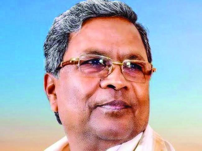 ಬಜೆಟ್ ಮಂಡನೆಗೆ ಅಭಿಮಾನಿಗಳ ಸಂಭ್ರಮಾಚರಣೆ