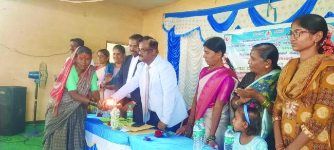 ದೇವದಾಸಿ ಮಹಿಳೆಯರು ಆರೋಗ್ಯವನ್ನು ಕಾಪಾಡಿಕೊಳ್ಳಿ: ಡಾ.ಅಂಜುಂ ತಾಜ್‌