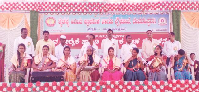 ಶಿಕ್ಷಣದ ಜೊತೆಗೆ ಉತ್ತಮ ಸಂಸ್ಕಾರ ಮುಖ್ಯ: ಬೇವನೂರ