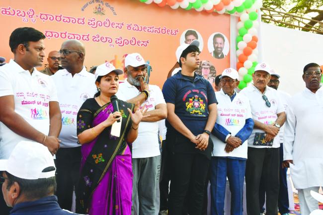 ಅಪರಾಧಮುಕ್ತ ಅವಳಿನಗರ ಮಾಡಲು ಯುವ ಸಮೂಹ ಕೈ ಜೋಡಿಸಿ: ಜಿಲ್ಲಾಧಿಕಾರಿ ದಿವ್ಯ ಪ್ರಭು 