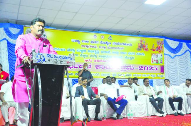 ಮಕ್ಕಳ ಪ್ರತಿಭೆಗಳಿಗೆ ಶಕ್ತಿ ತುಂಬುವ ಕೆಲಸ ಹೆಚ್ಚಾಗಲಿ - ಸಚಿವ ಶಿವರಾಜ ತಂಗಡಗಿ