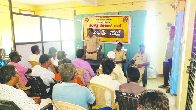 ಹೋಳಿ ರಂಜಾನ್ ಹಬ್ಬ ಶಾಂತಿ ಸೌಹಾರ್ದದಿಂದ ಆಚರಿಸಿ: ಸಿಪಿಐ ನಾಗರಾಜ್