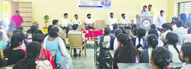 ಯುವನಿಧಿ: ಪ್ರತಿಯೊಬ್ಬ ನಿರುದ್ಯೋಗಿಗೂ ಲಾಭ ದೊರೆಯಲು ಜಾಗೃತಿ