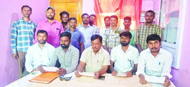  ಗುತ್ತಿಗೆ ಕಾರ್ಮಿಕರಿಗೆ ಪ್ರತ್ಯೇಕ ಕನಿಷ್ಠ ವೇತನ ಜೊತೆಗೆ ಮಕ್ಕಳ ಶಿಕ್ಷಣಕ್ಕೆ ಅನುವು ನೀಡಿ