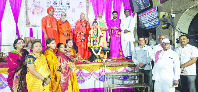 ರೇಣುಕಾಚಾರ್ಯರು ಮಾನವ ಕುಲಕ್ಕೆ ಮಾನವಿತೆಯ ಸಂದೇಶ ನೀಡಿದ ಮೊದಲಿಗರು : ಶ್ರೀಶೈಲ್ ಜಗದ್ಗುರು