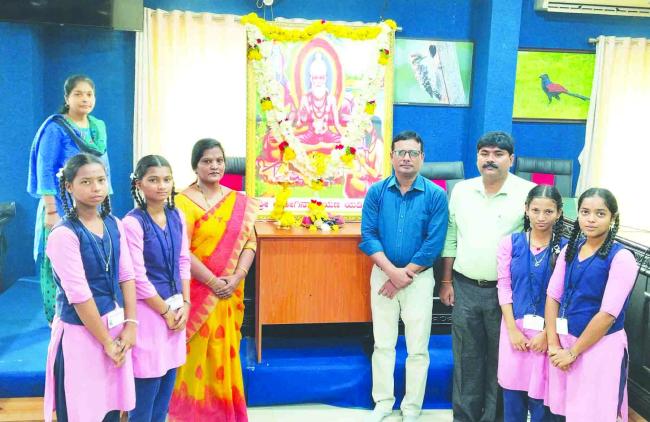 ಯೋಗಿ ನಾರೇಯಣ ರವರ  ತತ್ವಾದರ್ಶಗಳನ್ನು ಪಾಲಿಸಿ : ಅಪರ ಜಿಲ್ಲಾಧಿಕಾರಿ