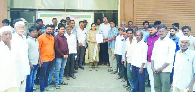 ಸ್ಮಶಾನ ಭೂಮಿಗೆ ಜಾಗ ನೀಡಲು ಮನವಿ: ಉಗ್ರ ಹೋರಾಟದ ಎಚ್ಚರಿಕೆ..!! 