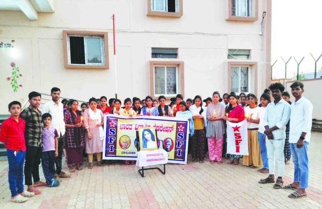 ಸ್ವಾತಿ ಕೊಲೆ ಖಂಡಿಸಿ ಅಪರಾಧಿಗಳಿಗೆ ಕಠಿಣ ಶಿಕ್ಷೆಗೊಳಪಡಿಸಲು ಒತ್ತಾಯ