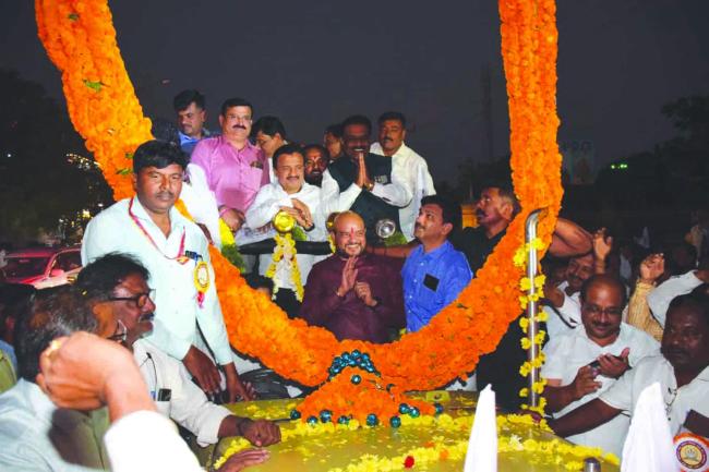  ಸರ್ಕಾರಿ ನೌಕರ ಸಂಘದ ರಾಜ್ಯಾಧ್ಯಕ್ಷ ಷಡಾಕ್ಷರಿ ಅವರಿಗೆ ಸನ್ಮಾನ ಹಾಗೂ ಜಿಲ್ಲಾ ಪದಾಧಿಕಾರಿಗಳ ಪದಗ್ರಹಣ ಸಮಾರಂಭ 