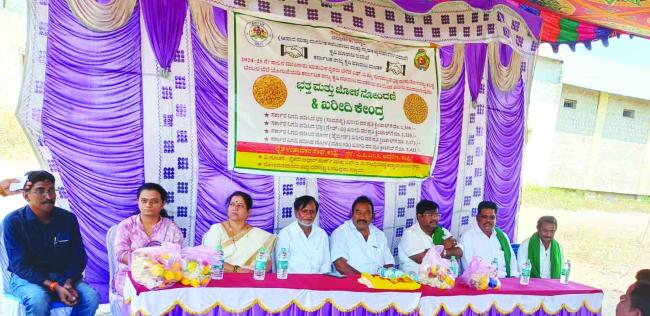 ಖರೀದಿ ಕೇಂದ್ರಕ್ಕೆ ರೈತರು ಗುಣಮಟ್ಟದ ಭತ್ತ ಮತ್ತು ಜೋಳ ನೀಡಿ, ಬೆಂಬಲ ಬೆಲೆ ಪಡೆಯಿರಿ : ಭಟ್ಟ ಪ್ರಸಾದ್ 