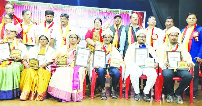 ರಾಹುಲ್ ರಜಪೂತಗೆ ಕಾವ್ಯಶ್ರೀ ಪ್ರಶಸ್ತಿ ಪ್ರದಾನ  