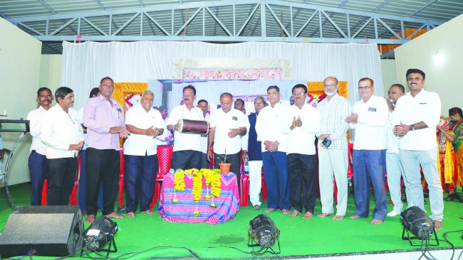 ತಂದೆ, ತಾಯಿಗಳ ಕನಸು ನನಸುಗೊಳಿಸಿ: ಪಾಟೀಲ್ 