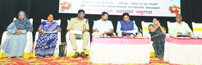 ಎಸ್‌ಎಸ್‌ಎಲ್‌ಸಿ ಪರೀಕ್ಷೆ ಪಾರದರ್ಶಕವಾಗಿ ನಿರ್ವಹಿಸಿ: ಜಿಲ್ಲಾಧಿಕಾರಿ ಟಿ.ಭೂಬಾಲನ್ 