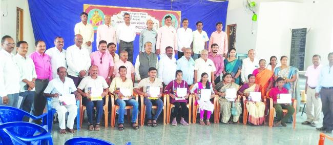 ವಿದ್ಯಾಥಿ ಜೀವನದ ಸಮಯ ಅತ್ಯಂತ ಅಮೂಲ್ಯ: ರಾಜಗೋಪಾಲ ಕಡ್ಲಿಕೊಪ್ಪ 