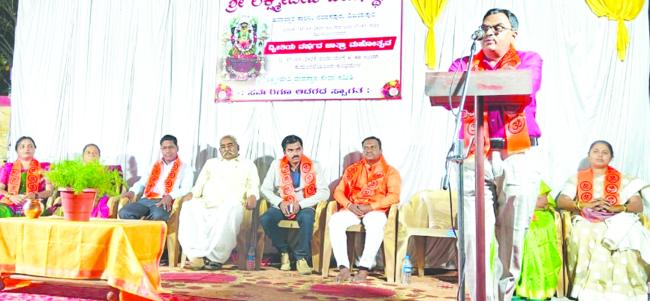 ಜನಪದ ಸಾಹಿತ್ಯ ಜನವಾಣಿಯ ಬೇರು: ರೆಬಿನಾಳ 