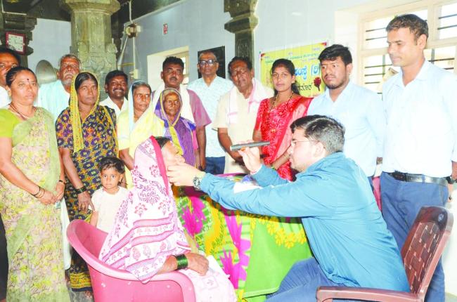 ಕಣ್ಣಿನ ಆರೋಗ್ಯ ದೃಷ್ಟಿಯಿಂದ ನಿಯಮಿತವಾಗಿ ಕಣ್ಣುಗಳ ತಪಾಸಣೆ