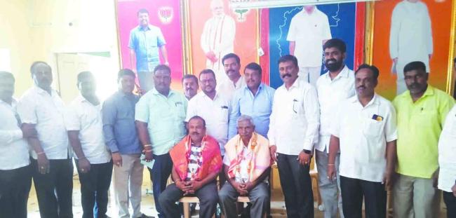 ಹಿರಿಯ ಪತ್ರಕರ್ತರಾದ ಎಂ .ಚಿರಂಜೀವಿ ಹಾಗೂ ಮನೋಹರ ದತ್ತಿ ನಿಧಿ ಪ್ರಶಸ್ತಿಗೆ ಆಯ್ಕೆ