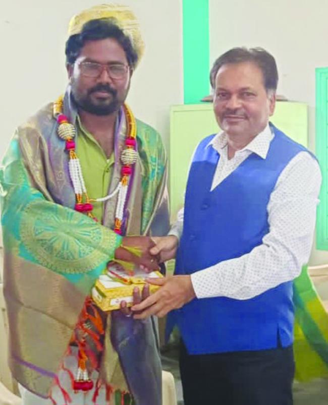 ಪತ್ರಿಕೋದ್ಯಮದಲ್ಲಿ ಸೇವೆಗೆ ಪ್ರಶಸ್ತಿ 