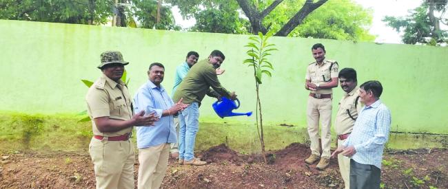ಅರಣ್ಯ ರಕ್ಷಣೆ ನಮ್ಮೆಲ್ಲರ ಹೊಣೆ ಗಿರಿಧರ್ ಜಿಕೆ 