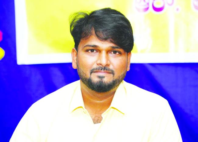 ವೇತನ ಹೆಚ್ಚಿಸಿಕೊಂಡಿರುವ ಜನಪ್ರತಿನಿಧಿಗಳ ನಡೆ ಖಂಡನೀಯ