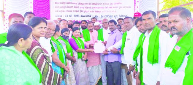 ತುಬಚಿ-ಬಬಲೇಶ್ವರ ಜಾಕವೆಲ್‌ನಿಂದ ನೀರು ಬಿಡುಗಡೆಗೆ ಅಡ್ಡಿ: ಕ್ರಮಕ್ಕೆ ಆಗ್ರಹ 