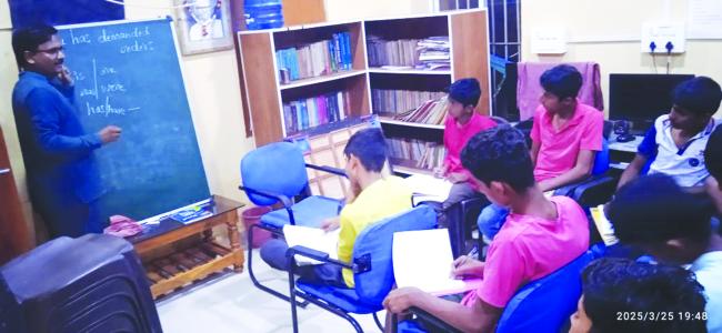 ಗ್ರಂಥಾಲಯ ಮತ್ತು ಅರಿವು ಕೇಂದ್ರದ ಮೇಲ್ವಿಚಾರಕರಿಂದ ಎಸ್ಸೆಸ್ಸೆಲ್ಸಿ ವಿದ್ಯಾರ್ಥಿಗಳ
