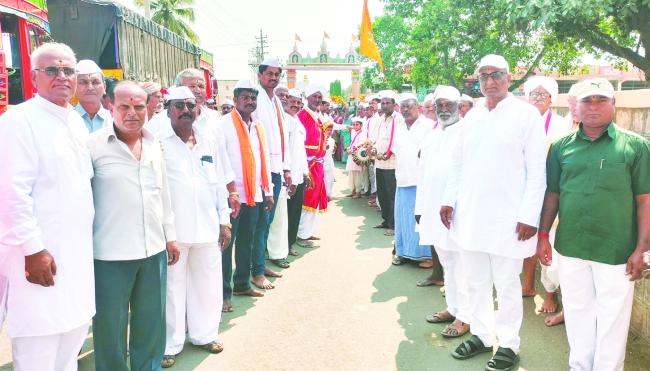 ಹಾರೂಗೇರಿಯಲ್ಲಿ ಶ್ರೀ ವಿಠ್ಠಲ-ರುಕ್ಮಿಣಿಯ ಪಲ್ಲಕ್ಕಿ ಉತ್ಸವ 